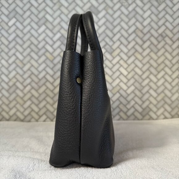 Portland Leather Classic Small Raindrop Crossbody Bag - Brand New - Picture 6 of 9